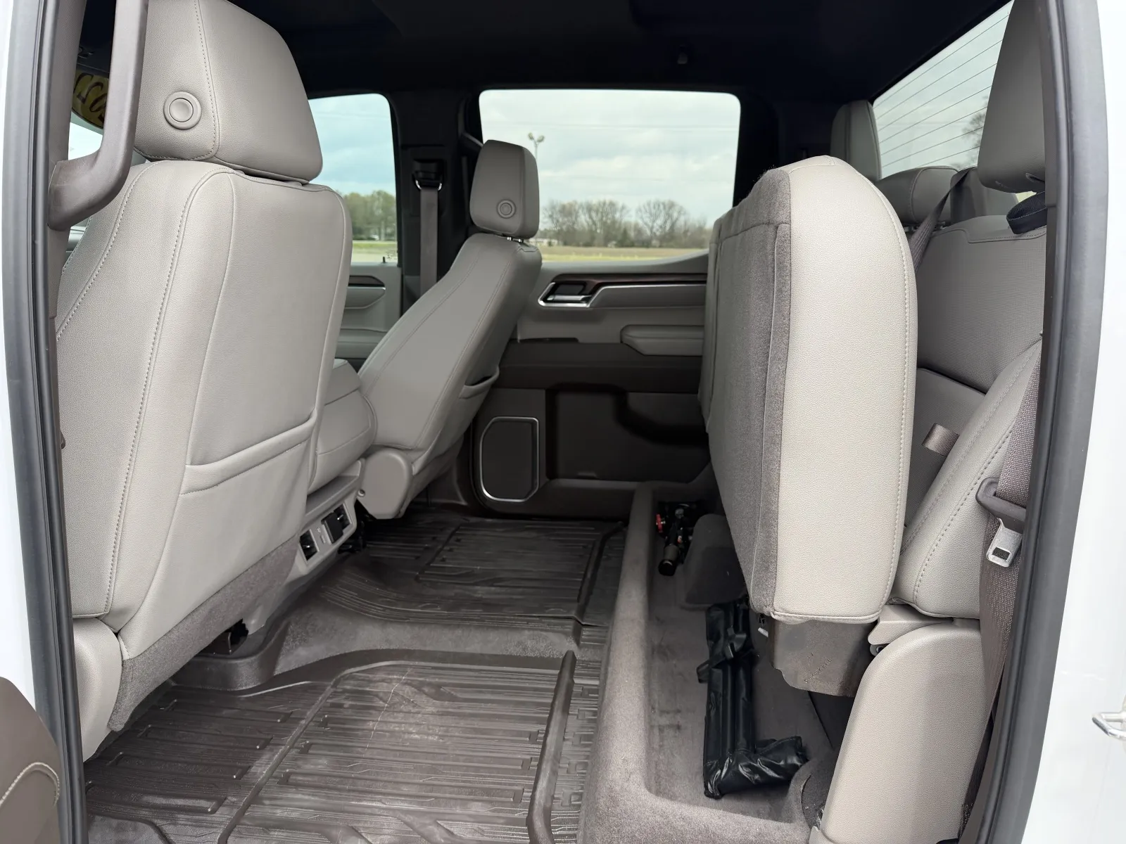2022 GMC Sierra 1500 SLT - Photo 22