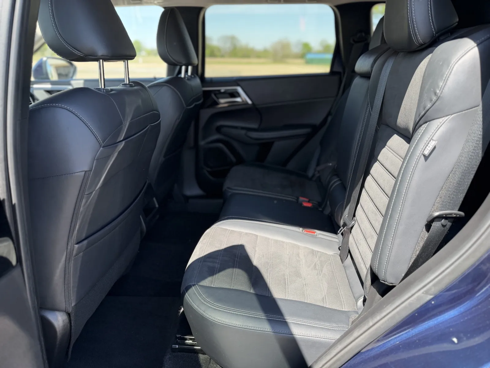 2024 Mitsubishi Outlander SE - Photo 22