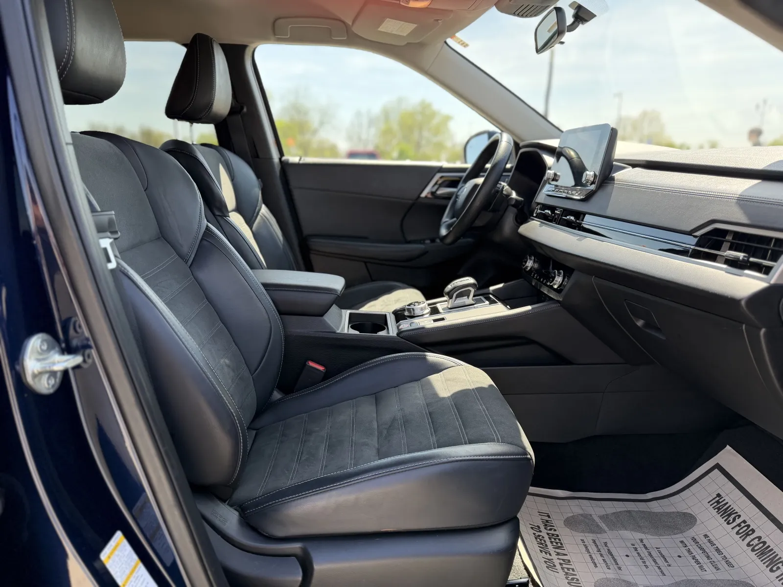 2024 Mitsubishi Outlander SE - Photo 30