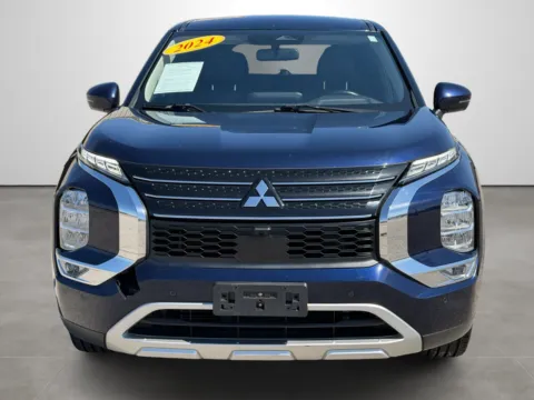 Photos of 2024 Mitsubishi Outlander for sale in Blytheville, AR at Tri-State Motor Company
