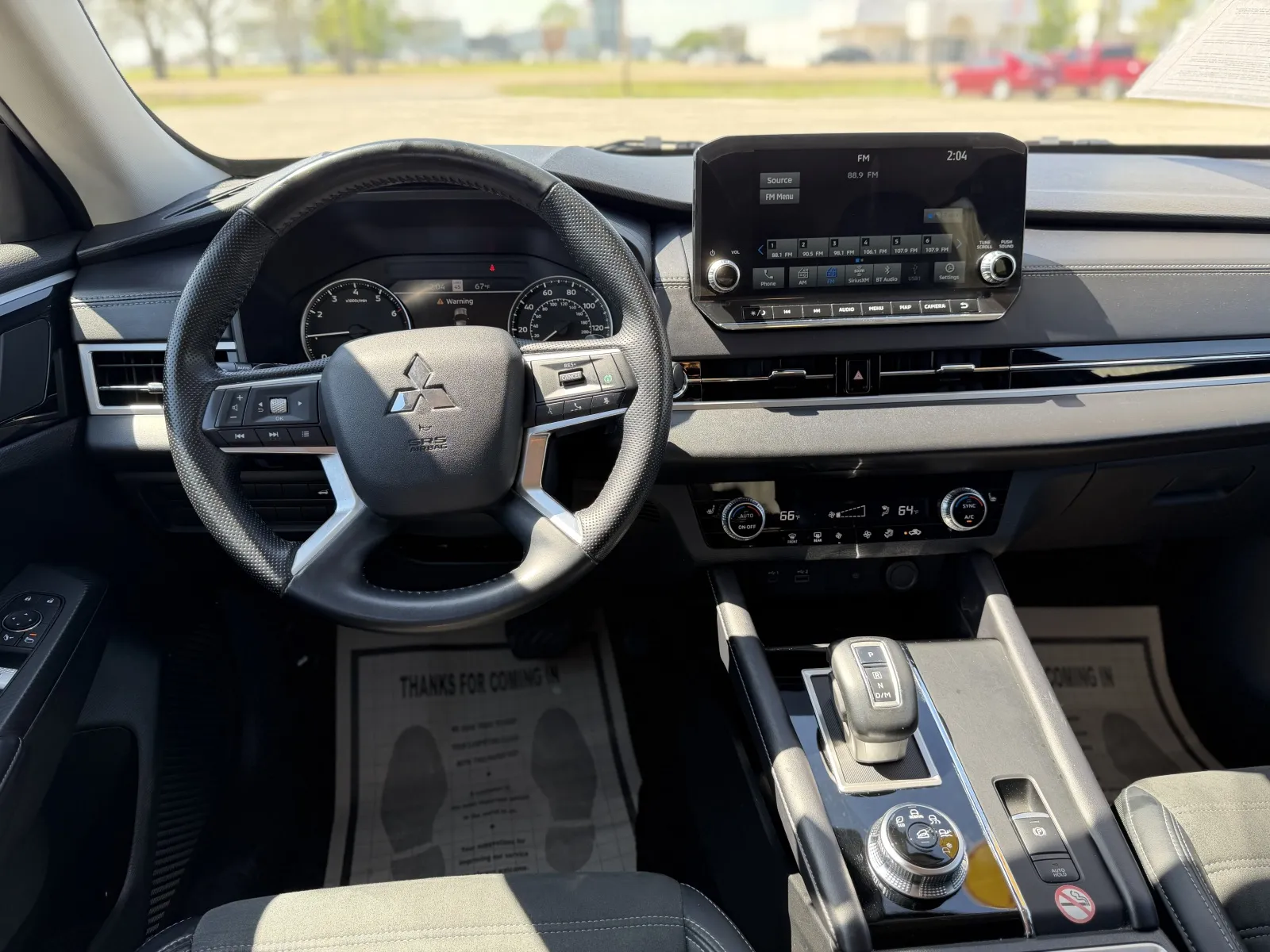 2024 Mitsubishi Outlander SE - Photo 10