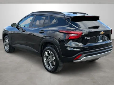 More photos of 2025 Chevrolet Trax LT at Tri-State Motor Company, AR