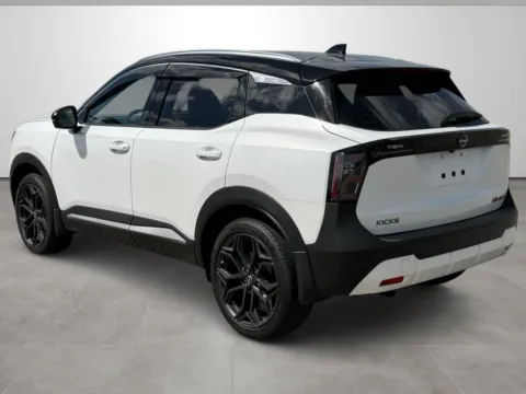 More photos of 2025 Nissan Kicks SR at Tri-State Motor Company, AR