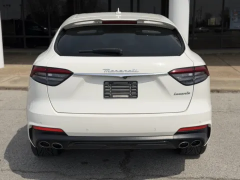More photos of 2023 Maserati Levante Modena at Tri-State Motor Company, AR