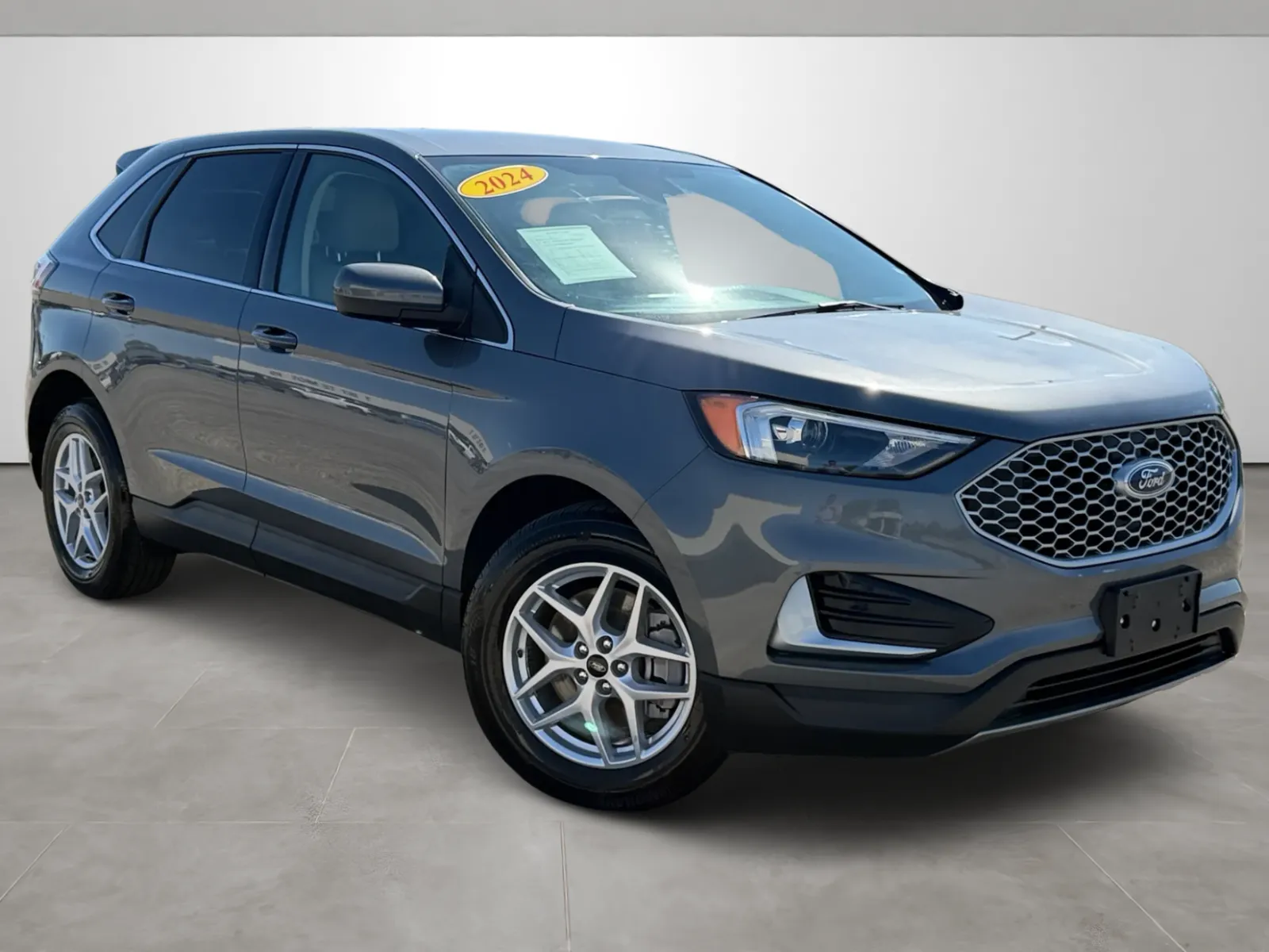 Gray 2024 Ford Edge for sale in Blytheville, AR