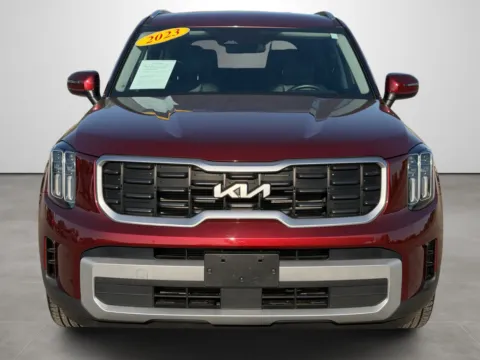 Photos of 2023 Kia Telluride S for sale in Blytheville, AR at Tri-State Motor Company