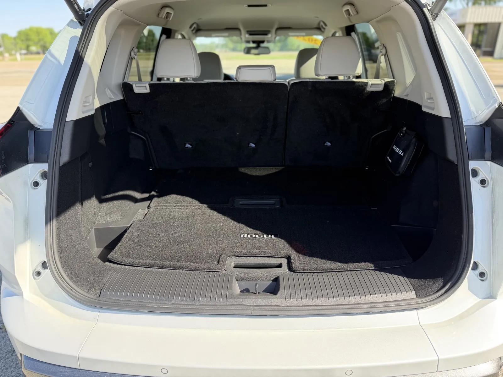 2024 Nissan Rogue SL - Photo 24