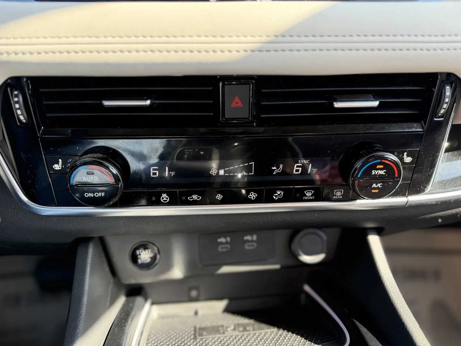 2024 Nissan Rogue SL - Photo 18