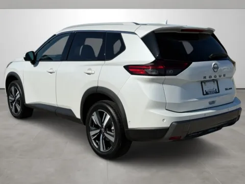 More photos of 2024 Nissan Rogue SL at Tri-State Motor Company, AR