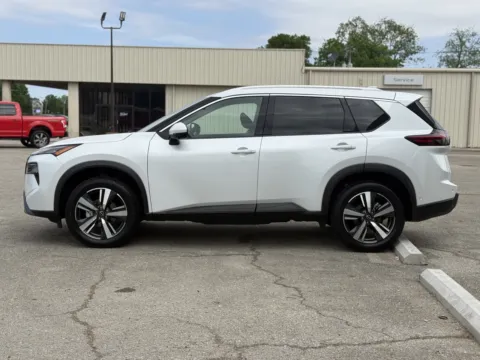 More photos of 2024 Nissan Rogue SL at Tri-State Motor Company, AR