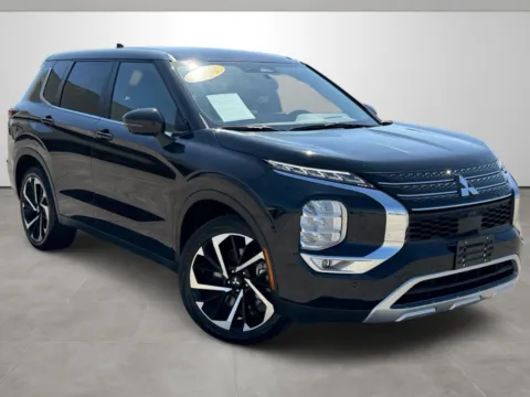 Black 2024 Mitsubishi Outlander for sale in Blytheville, AR