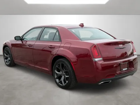 More photos of 2023 Chrysler 300 S V6 at Tri-State Motor Company, AR