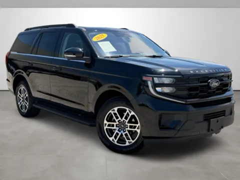 Black 2025 Ford Expedition Active for sale in Blytheville, AR