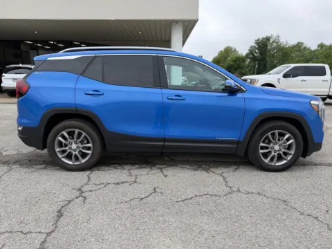 More photos of 2024 GMC Terrain SLT at Tri-State Motor Company, AR