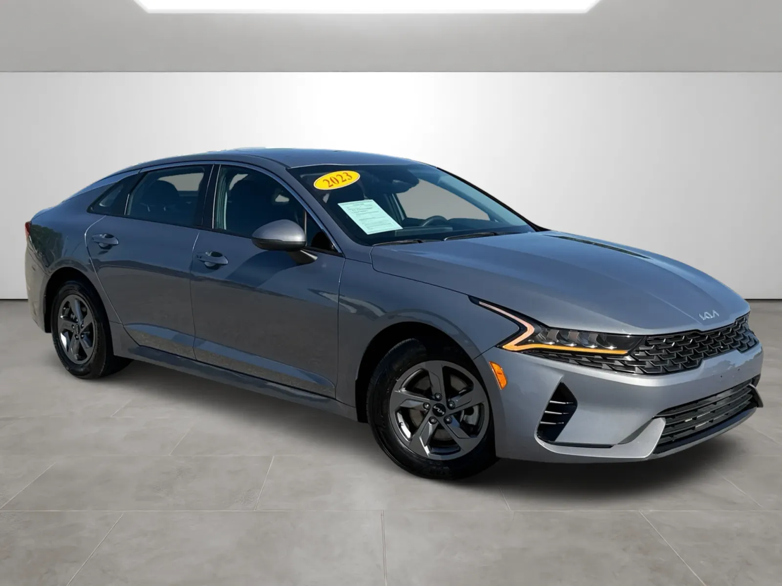 2023 Kia Optima LXS FWD's photo