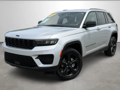 Another view of 2024 Jeep Grand Cherokee for sale in Blytheville, AR at Tri-State Motor Company