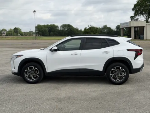 Photos of 2025 Chevrolet Trax LT for sale in Blytheville, AR at Tri-State Motor Company