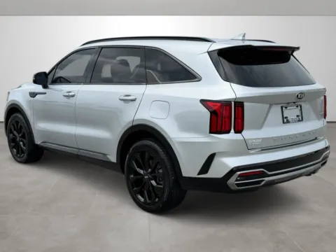 More photos of 2021 Kia Sorento at Tri-State Motor Company, AR