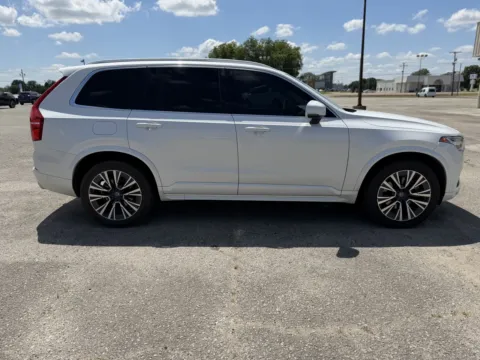 Photos of 2021 Volvo XC90 T6 Momentum 7-Passenger for sale in Blytheville, AR at Tri-State Motor Company