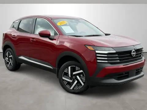 Red 2025 Nissan Kicks SV for sale in Blytheville, AR