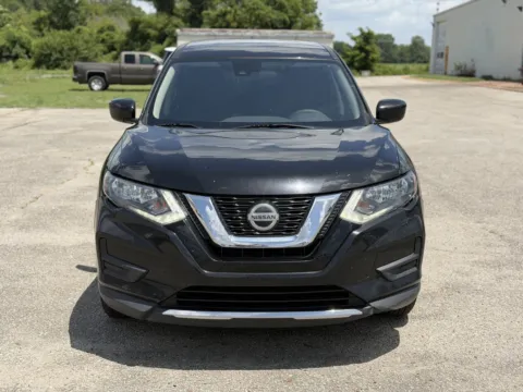 Black 2020 Nissan Rogue for sale in Blytheville, AR