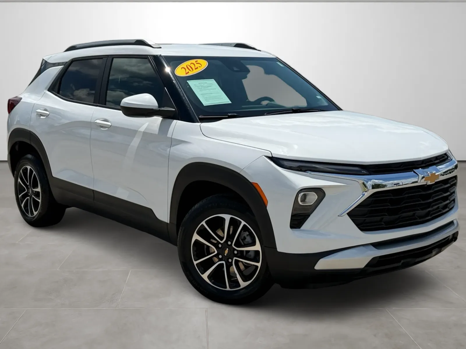 White 2025 Chevrolet Trailblazer LT for sale in Blytheville, AR
