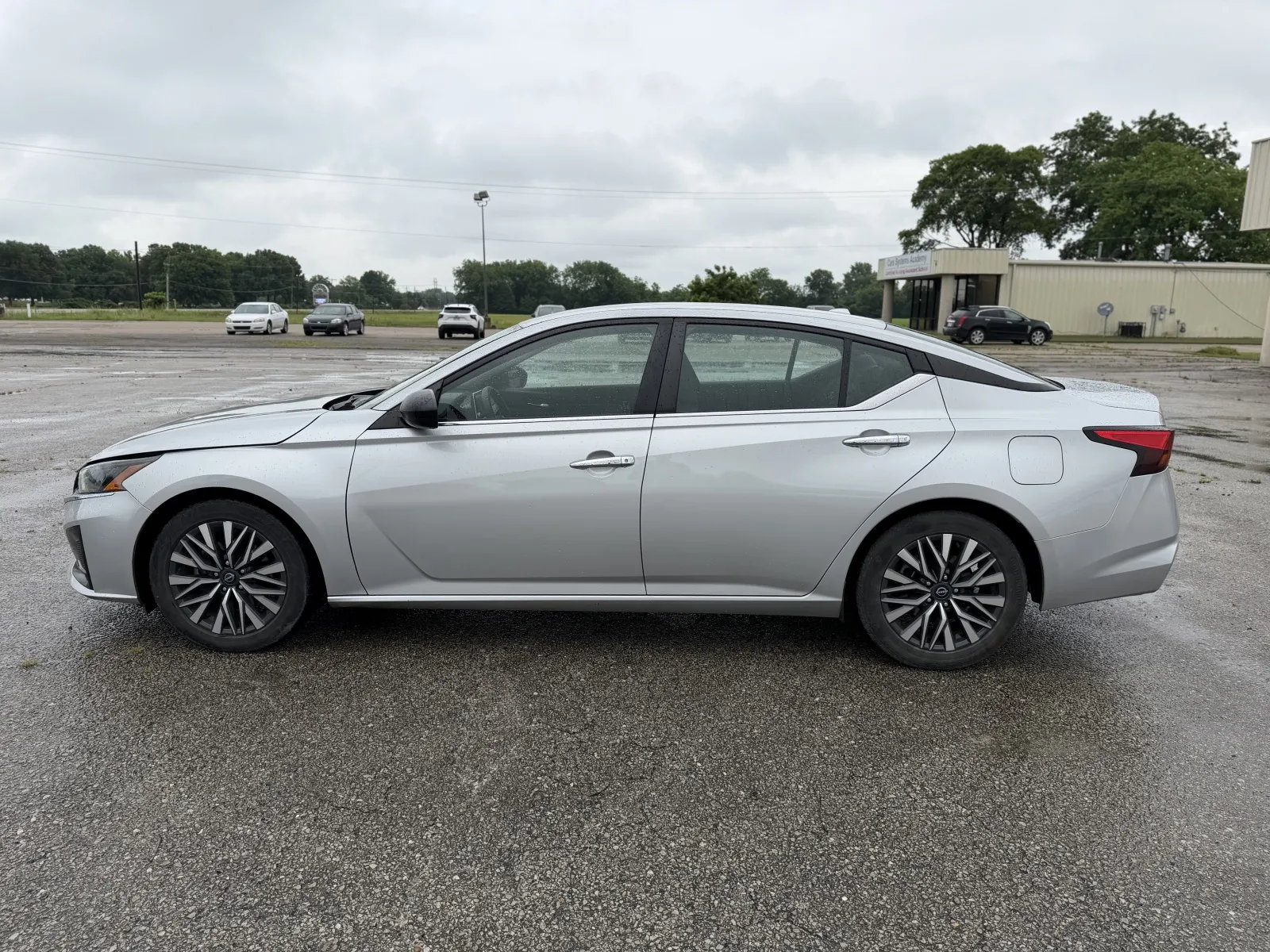 2024 Nissan Altima's photo