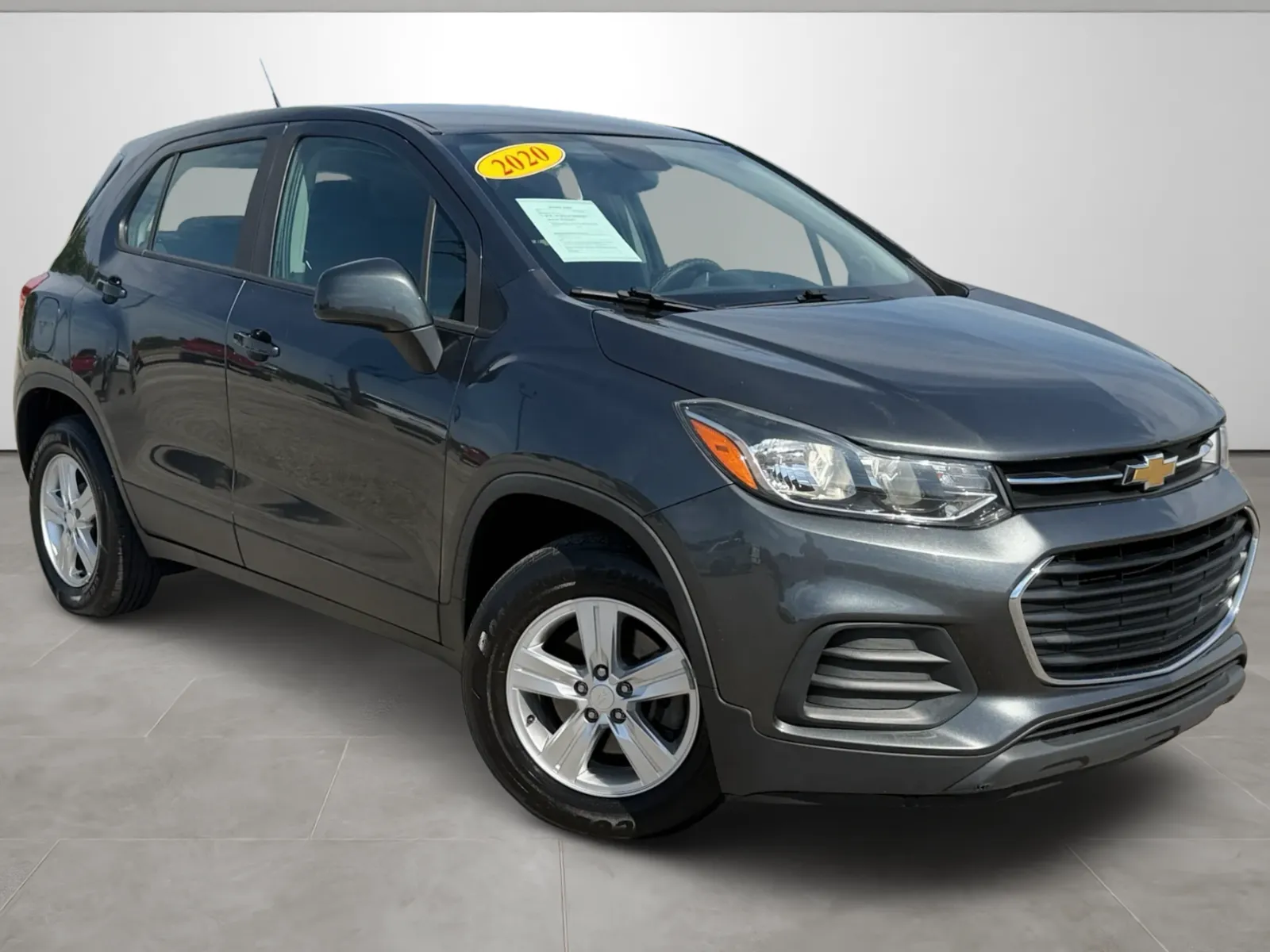 2020 Chevrolet Trax LS's photo