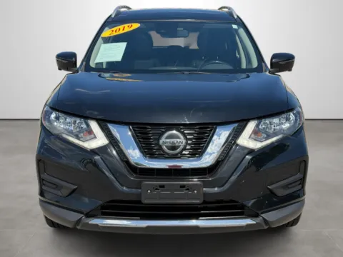 Photos of 2019 Nissan Rogue for sale in Blytheville, AR at Tri-State Motor Company