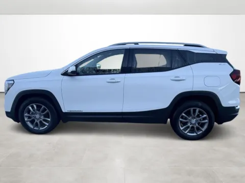 More photos of 2024 GMC Terrain SLT at Tri-State Motor Company, AR