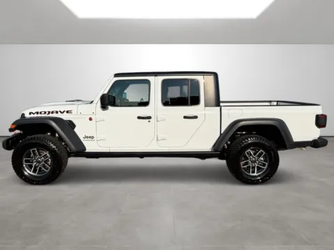 More photos of 2026 Jeep Gladiator Mojave at Tri-State Motor Company, AR