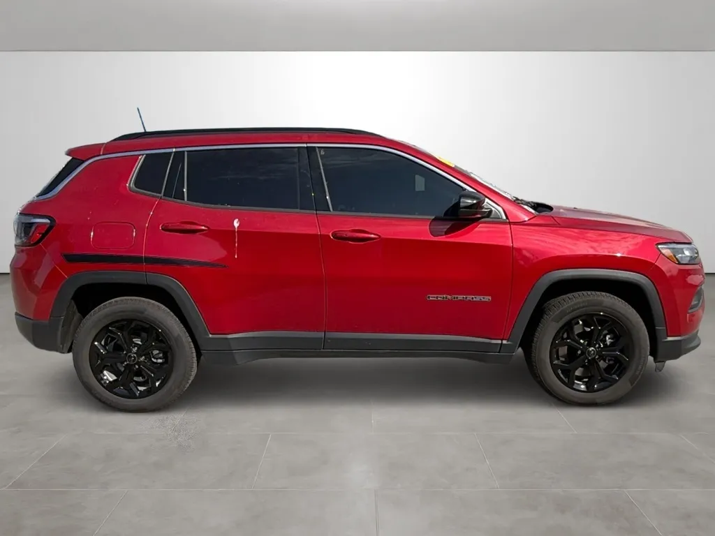Photos of 2025 Jeep Compass Latitude for sale in Blytheville, AR at Tri-State Motor Company