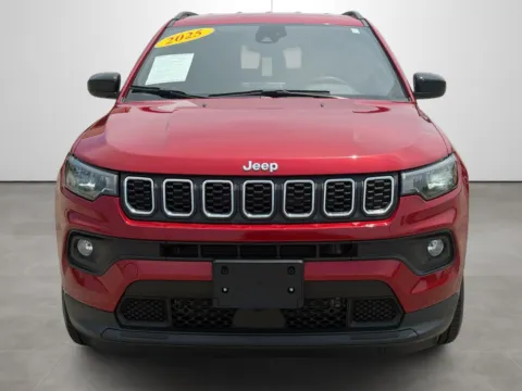 Photos of 2025 Jeep Compass Latitude for sale in Blytheville, AR at Tri-State Motor Company