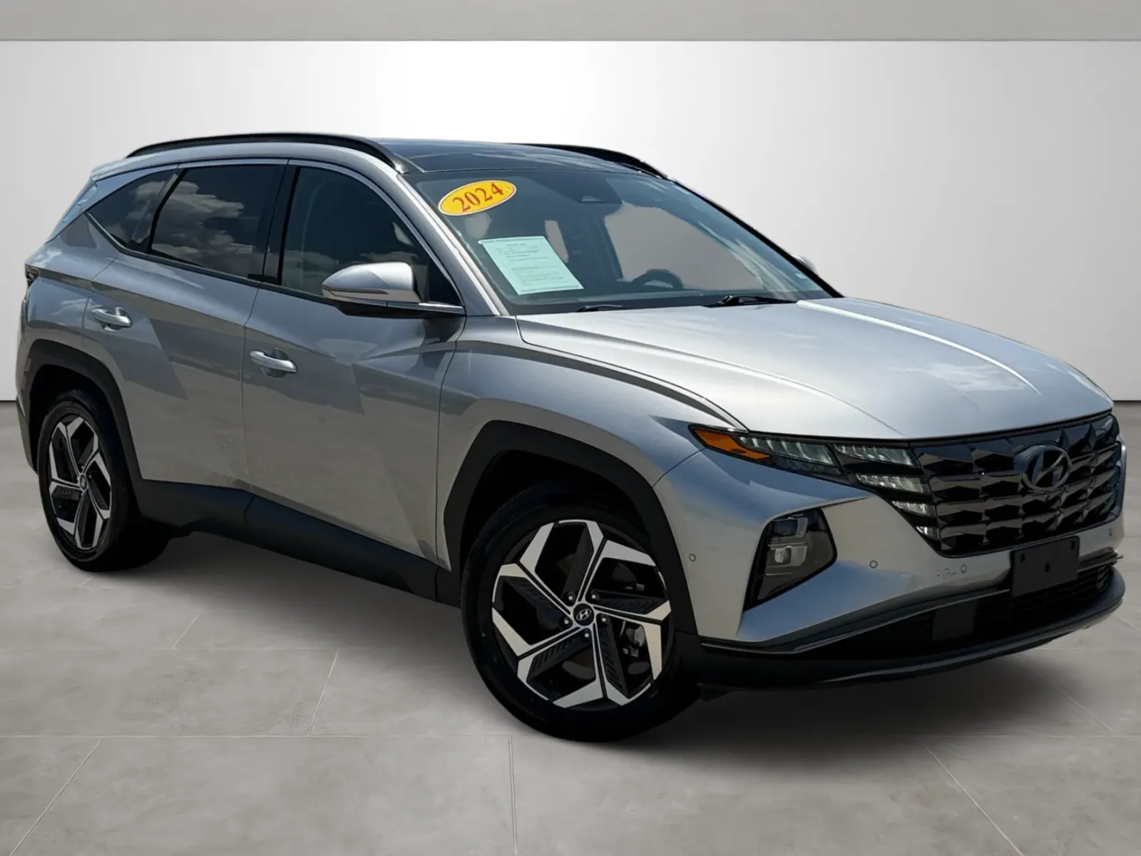 Silver 2024 Hyundai TUCSON Limited for sale in Blytheville, AR