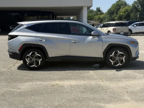 Silver 2024 Hyundai TUCSON Limited for sale in Blytheville, AR