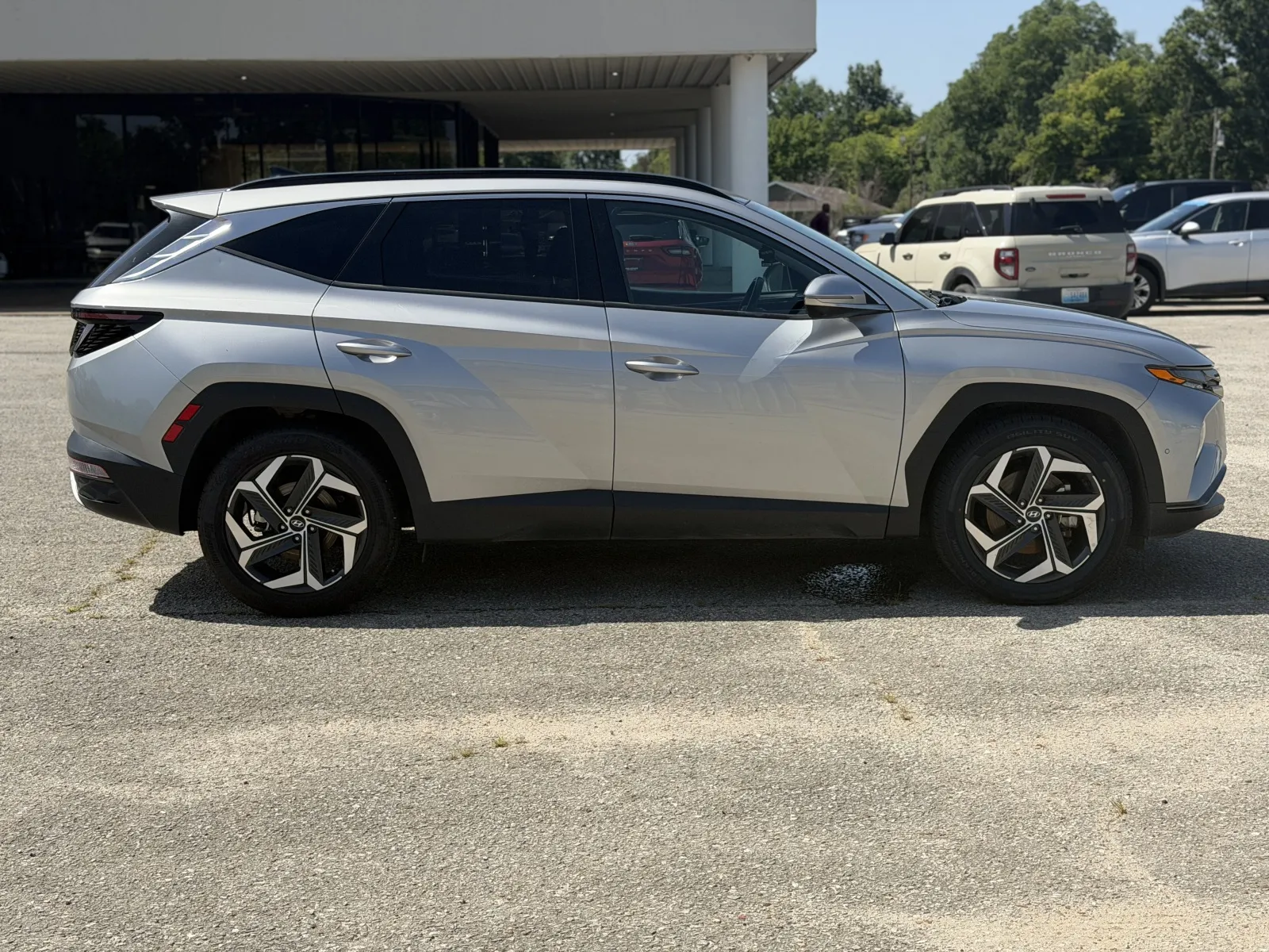 Silver 2024 Hyundai TUCSON Limited for sale in Blytheville, AR