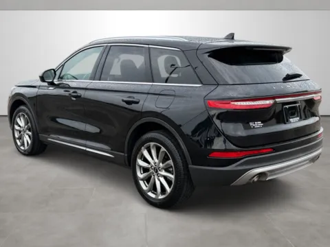 More photos of 2022 Lincoln Corsair Standard at Tri-State Motor Company, AR