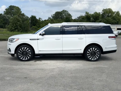 Photos of 2023 Lincoln Navigator L Black Label for sale in Blytheville, AR at Tri-State Motor Company