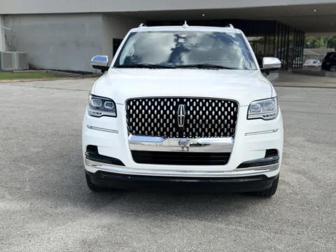 White 2023 Lincoln Navigator L Black Label for sale in Blytheville, AR