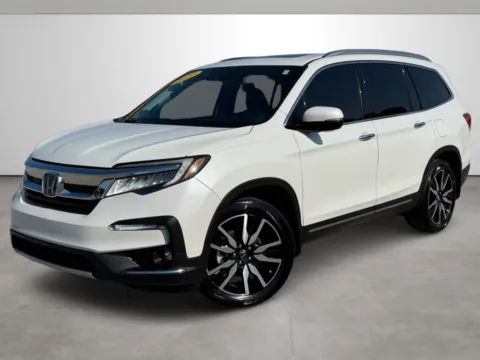 Another view of 2020 Honda Pilot Touring w/Rear Captain's Chairs for sale in Blytheville, AR at Tri-State Motor Company