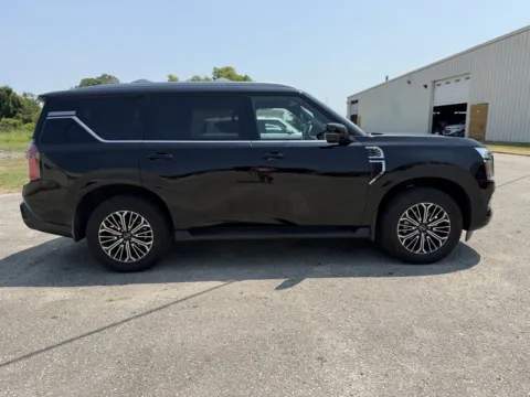 More photos of 2025 Nissan Armada SL at Tri-State Motor Company, AR