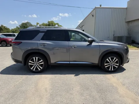 More photos of 2025 Nissan Pathfinder Platinum at Tri-State Motor Company, AR