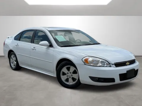 White 2010 Chevrolet Impala LT for sale in Blytheville, AR