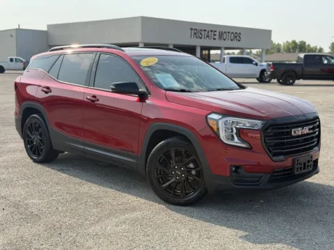 Red 2023 GMC Terrain SLT for sale in Blytheville, AR