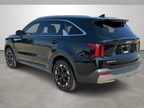 More photos of 2025 Kia Sorento S at Tri-State Motor Company, AR