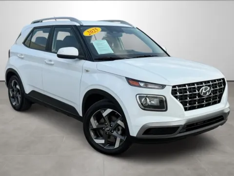 White 2025 Hyundai VENUE for sale in Blytheville, AR