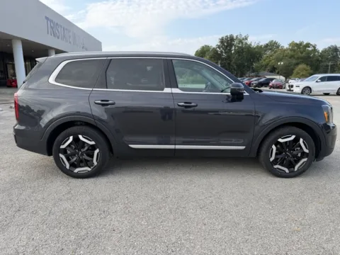 Photos of 2025 Kia Telluride S for sale in Blytheville, AR at Tri-State Motor Company