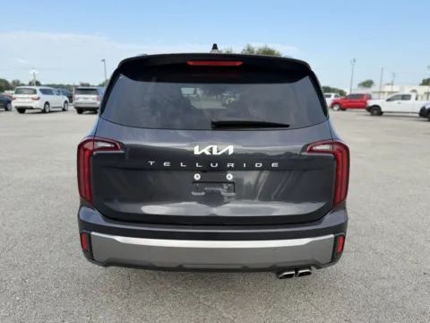 More photos of 2025 Kia Telluride S at Tri-State Motor Company, AR