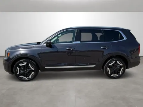 More photos of 2025 Kia Telluride S at Tri-State Motor Company, AR