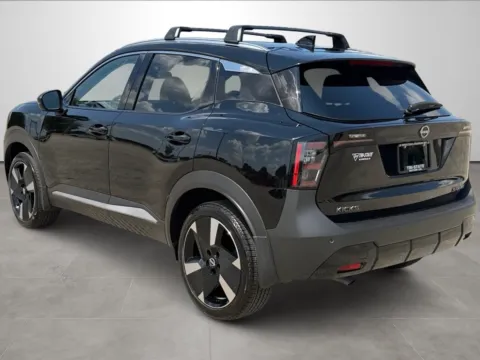 More photos of 2026 Nissan Kicks SR at Tri-State Motor Company, AR